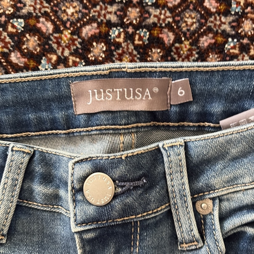 Women's Blue Jeans - Picture 4 of 6